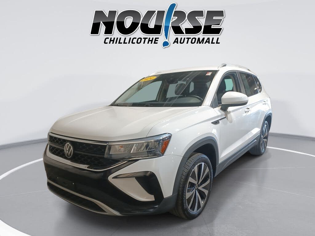 2024 Volkswagen Taos SE FWD