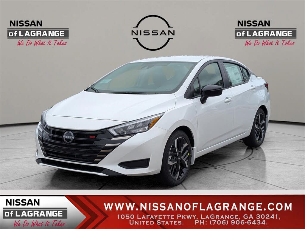 2025 Nissan Versa SR FWD