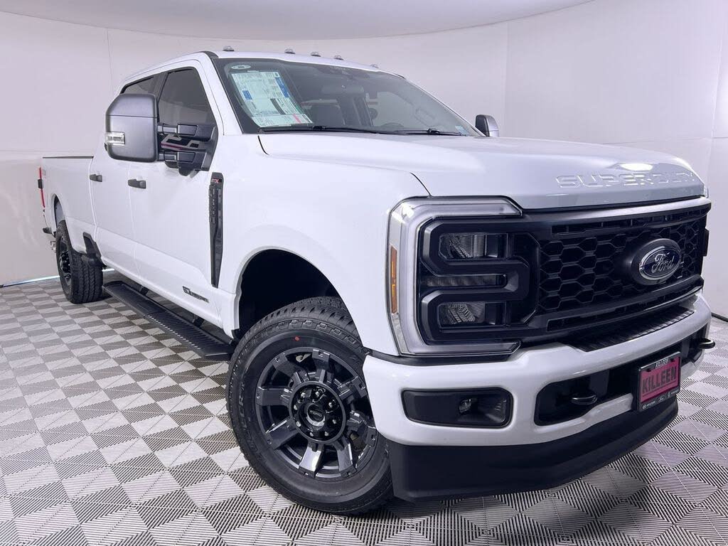 2026 Ford F-350 Super Duty XL Crew Cab 4WD