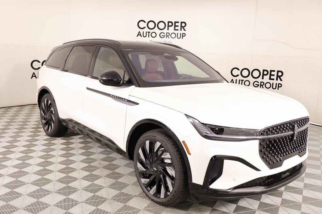 2026 Lincoln Nautilus Reserve AWD