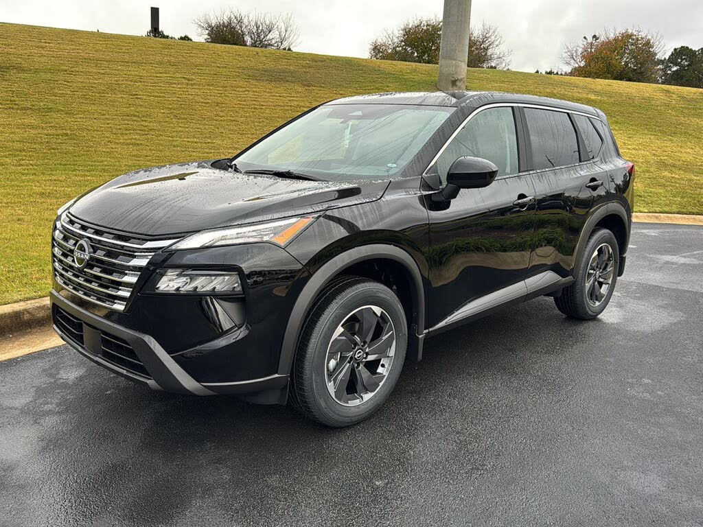 2026 Nissan Rogue SV FWD