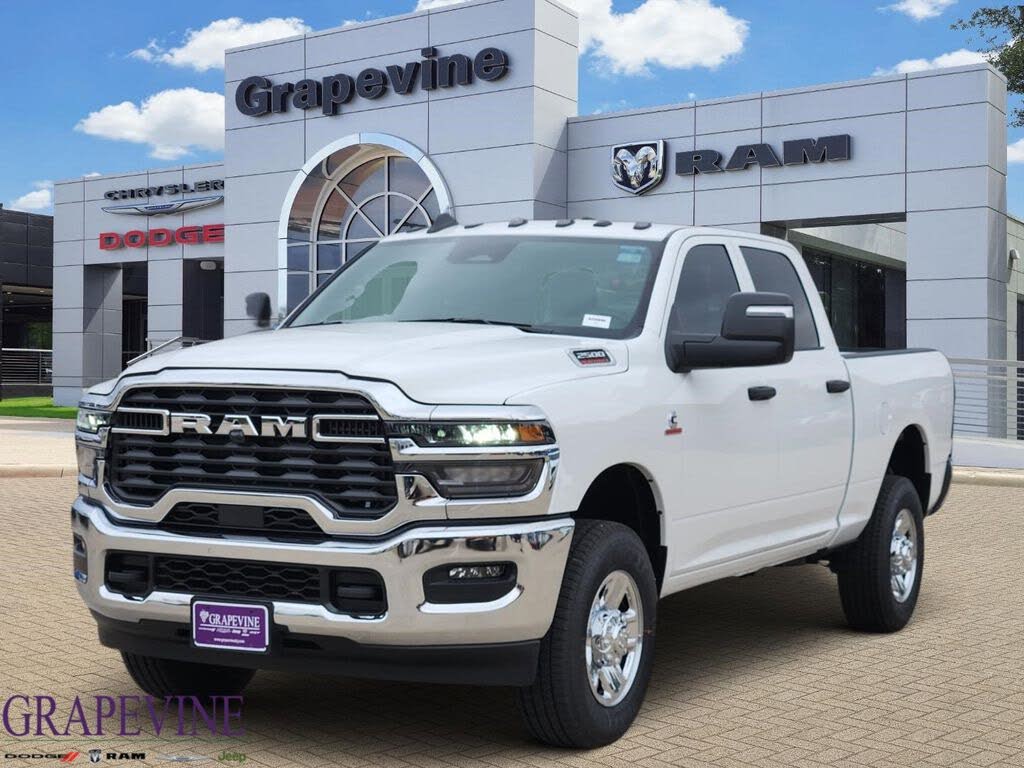 2026 RAM 2500 Tradesman Crew Cab 4WD
