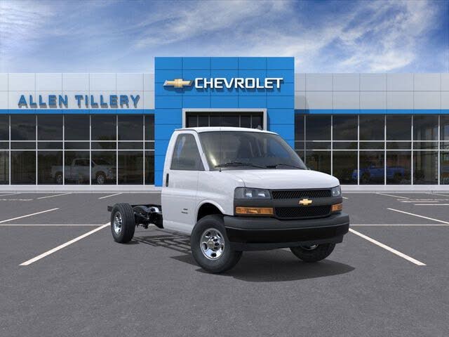 2025 Chevrolet Express Chassis 3500 Cutaway 139