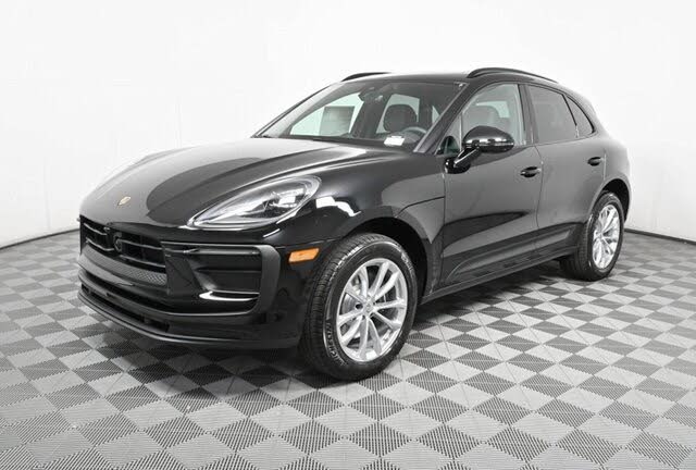 2025 Porsche Macan AWD