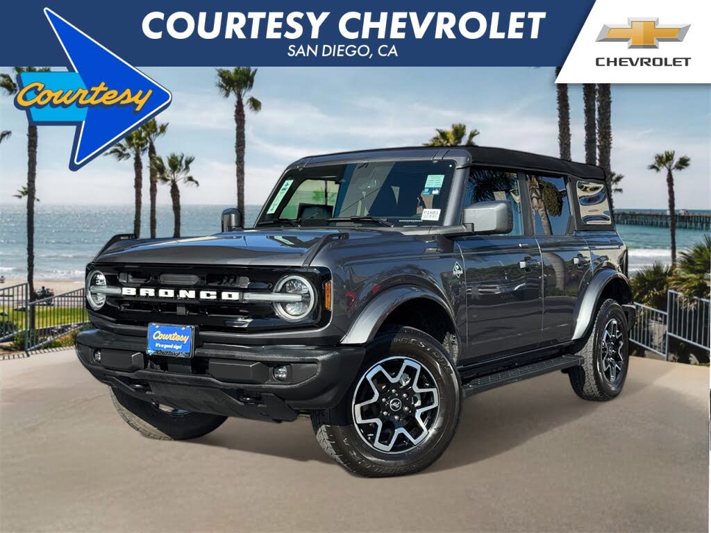 2023 Ford Bronco Outer Banks Advanced 4-Door 4WD