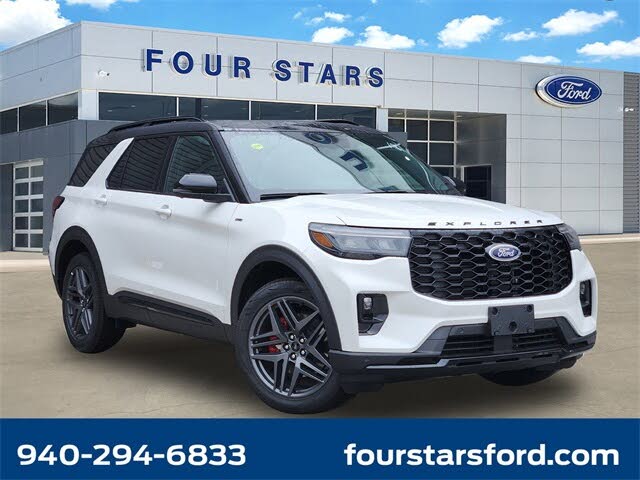 2025 Ford Explorer ST-Line AWD