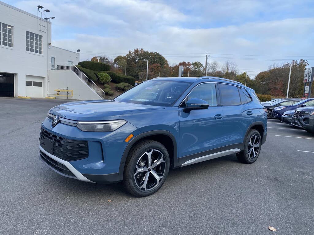 2026 Volkswagen Tiguan SE 4Motion