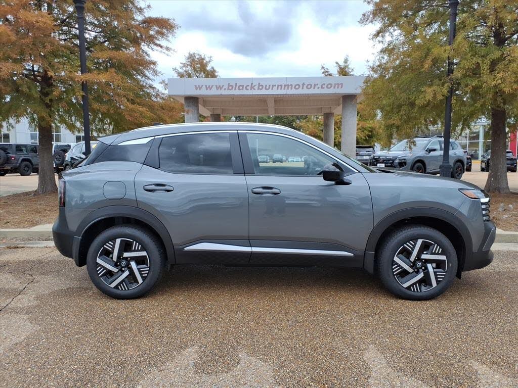 2026 Nissan Kicks SV FWD