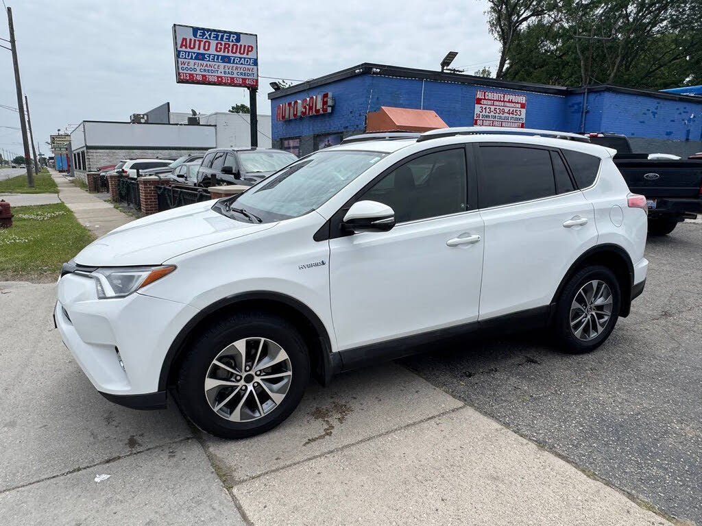 2018 Toyota RAV4 Hybrid LE AWD