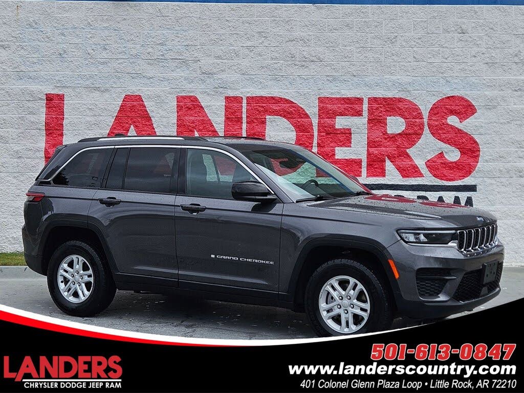 2024 Jeep Grand Cherokee Laredo 4WD