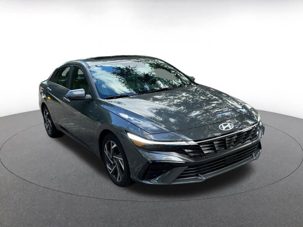 2025 Hyundai Elantra Hybrid Limited FWD