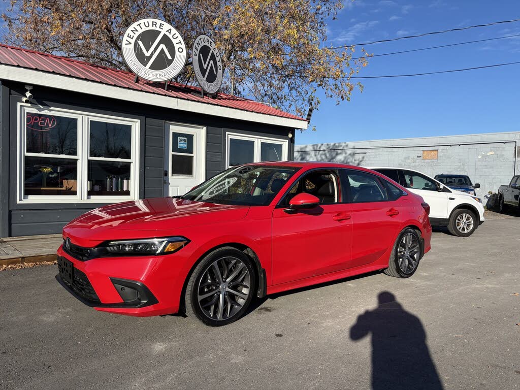 2022 Honda Civic Touring FWD