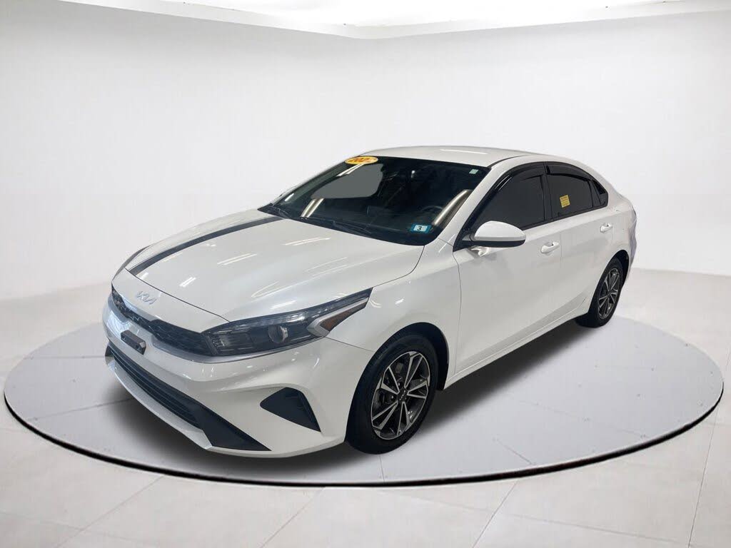 2022 Kia Forte LXS FWD