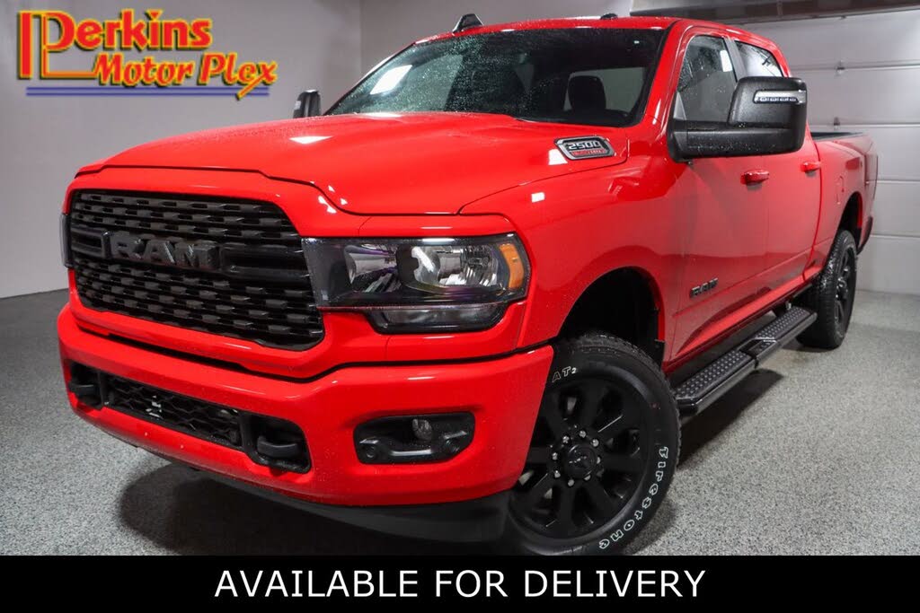2024 RAM 2500 Big Horn Crew Cab 4WD