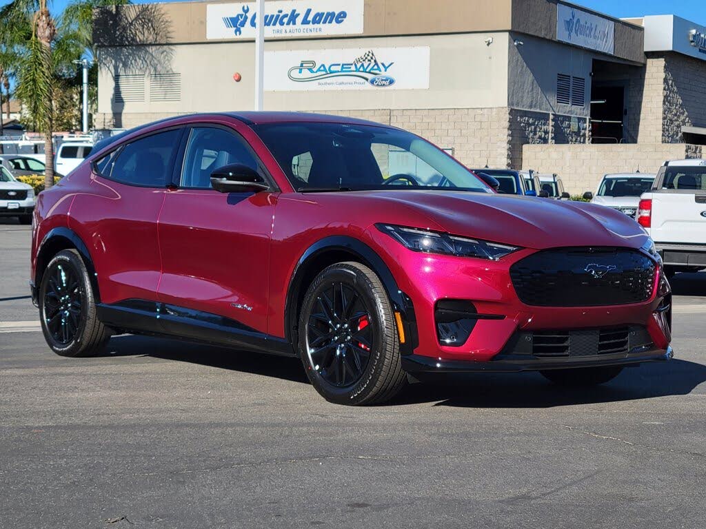 2025 Ford Mustang Mach-E Premium RWD