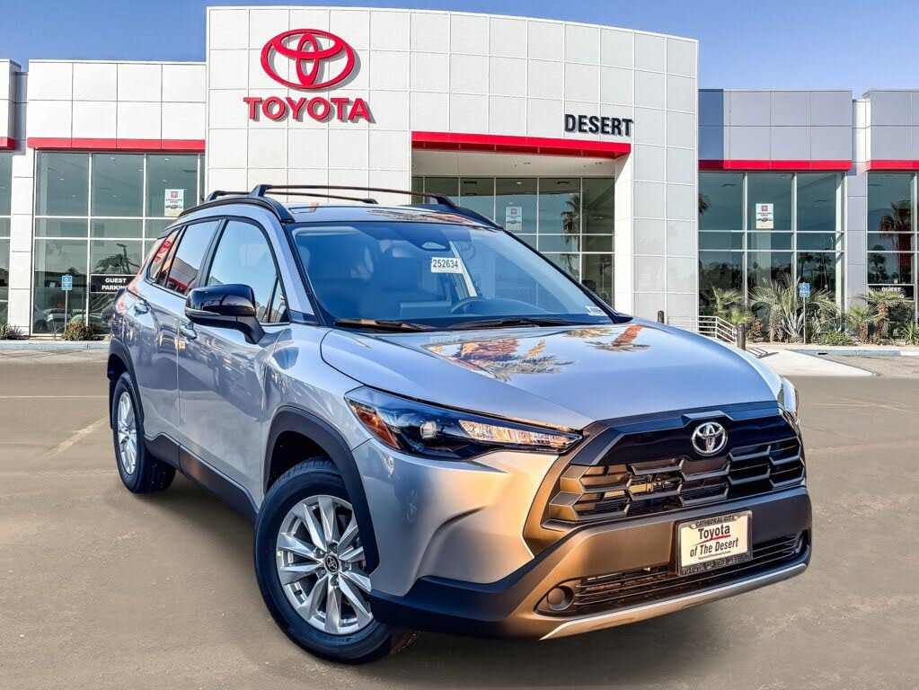 2026 Toyota Corolla Cross LE FWD