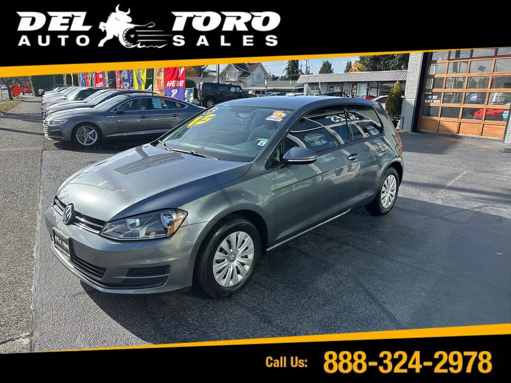 2015 Volkswagen Golf TSI  Launch Edition FWD