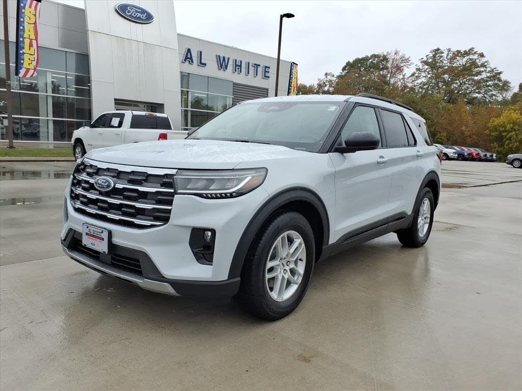 2026 Ford Explorer Active RWD