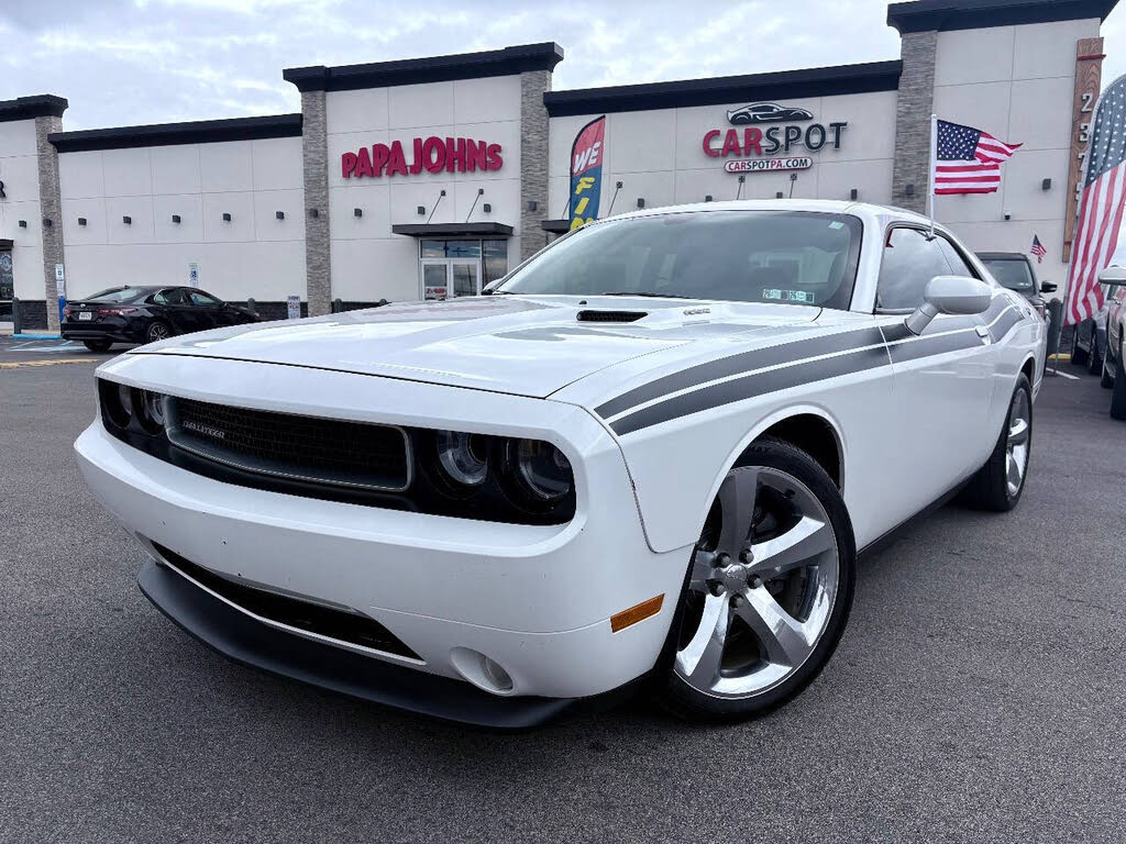 2012 Dodge Challenger R/T RWD