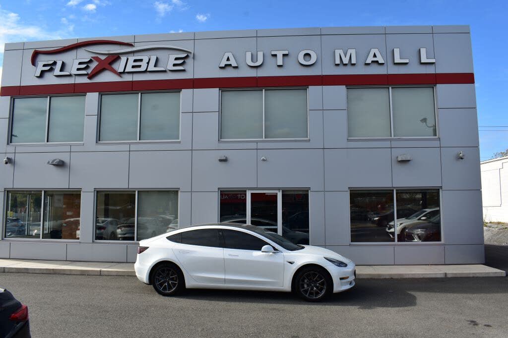 2020 Tesla Model 3 Standard Range Plus RWD