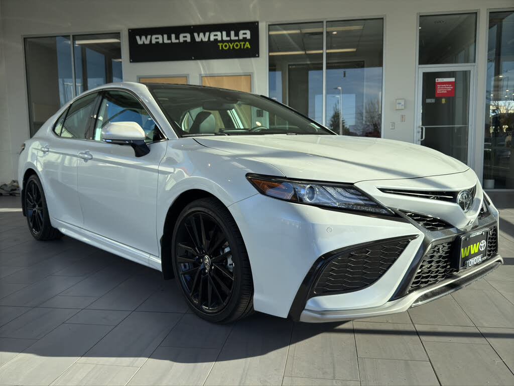 2024 Toyota Camry XSE V6 FWD