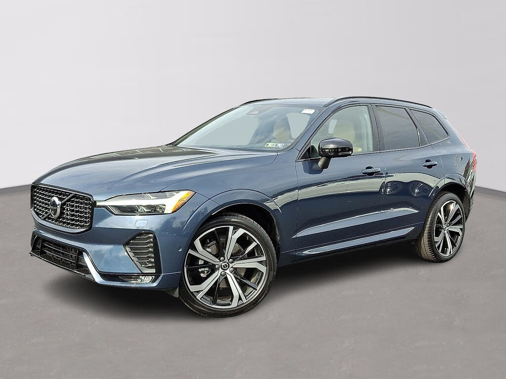 2025 Volvo XC60 B5 Ultra Dark Theme AWD