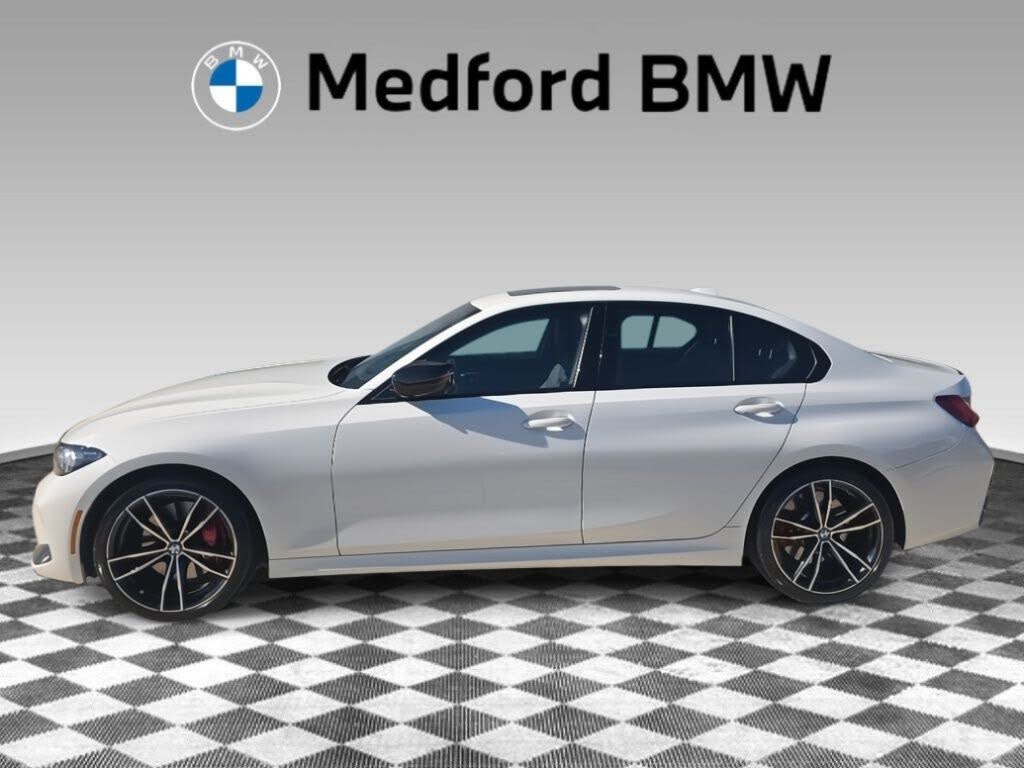 2023 BMW 3 Series 330i xDrive AWD