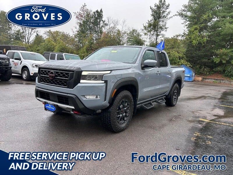 2023 Nissan Frontier PRO-4X Crew Cab 4WD