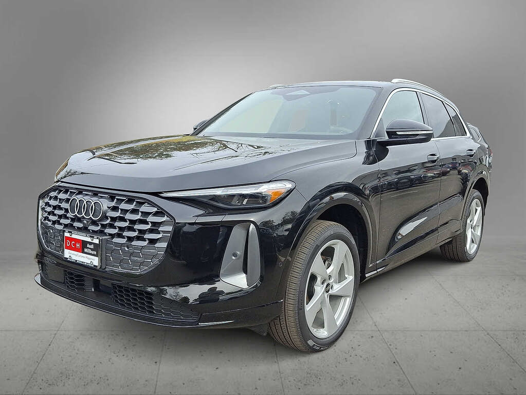 2025 Audi Q5 quattro Premium Plus 40 TFSI