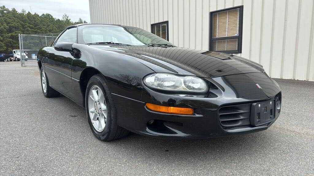 2002 Chevrolet Camaro Coupe RWD