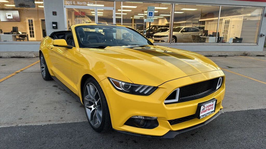 2016 Ford Mustang EcoBoost Premium Convertible RWD