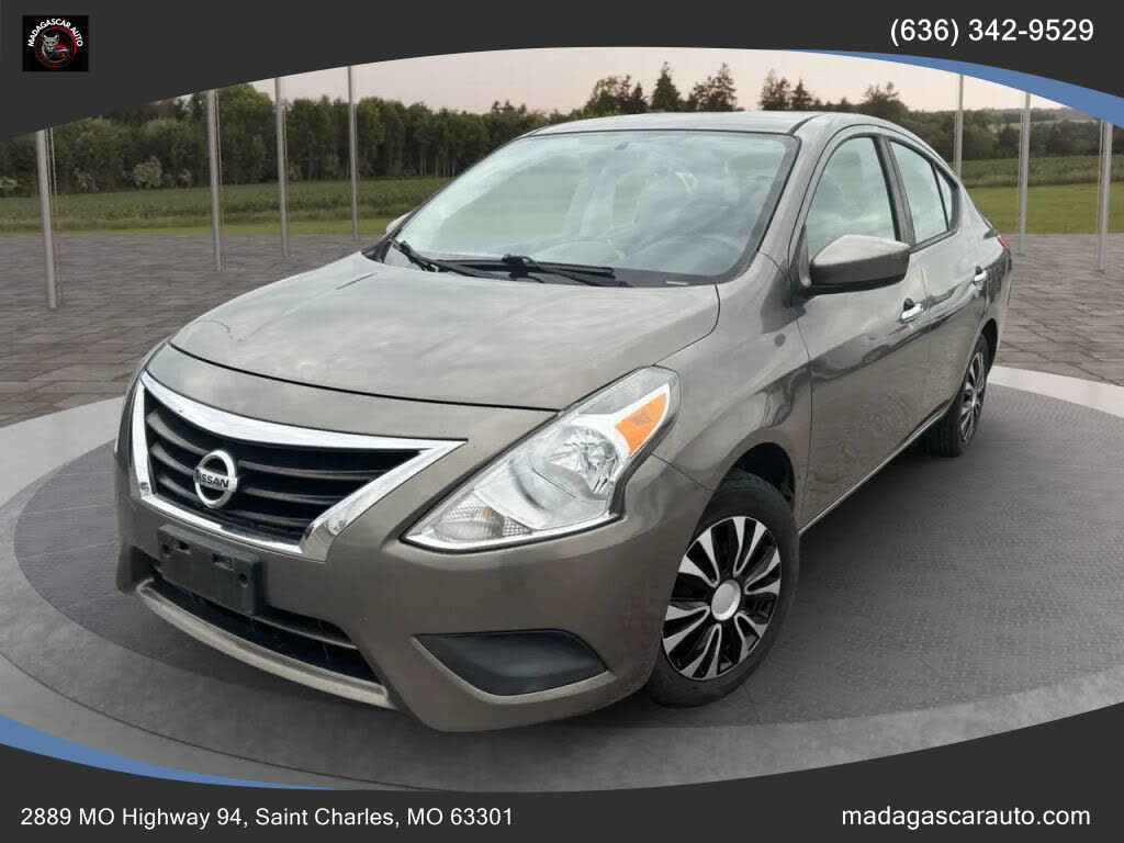 2017 Nissan Versa SV