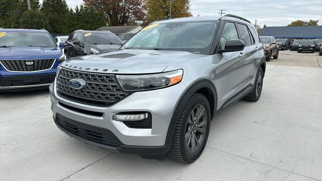 2022 Ford Explorer XLT RWD