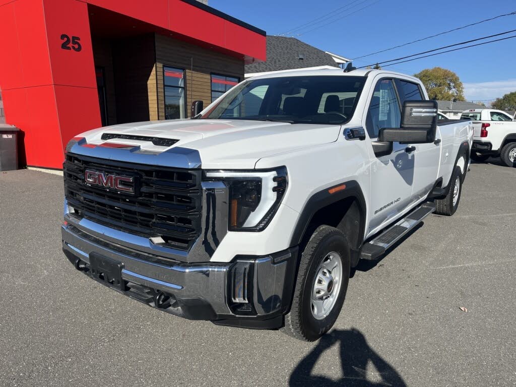2024 GMC Sierra 2500HD Pro Crew Cab 4WD