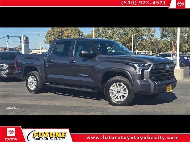 2026 Toyota Tundra SR5 CrewMax Cab 4WD