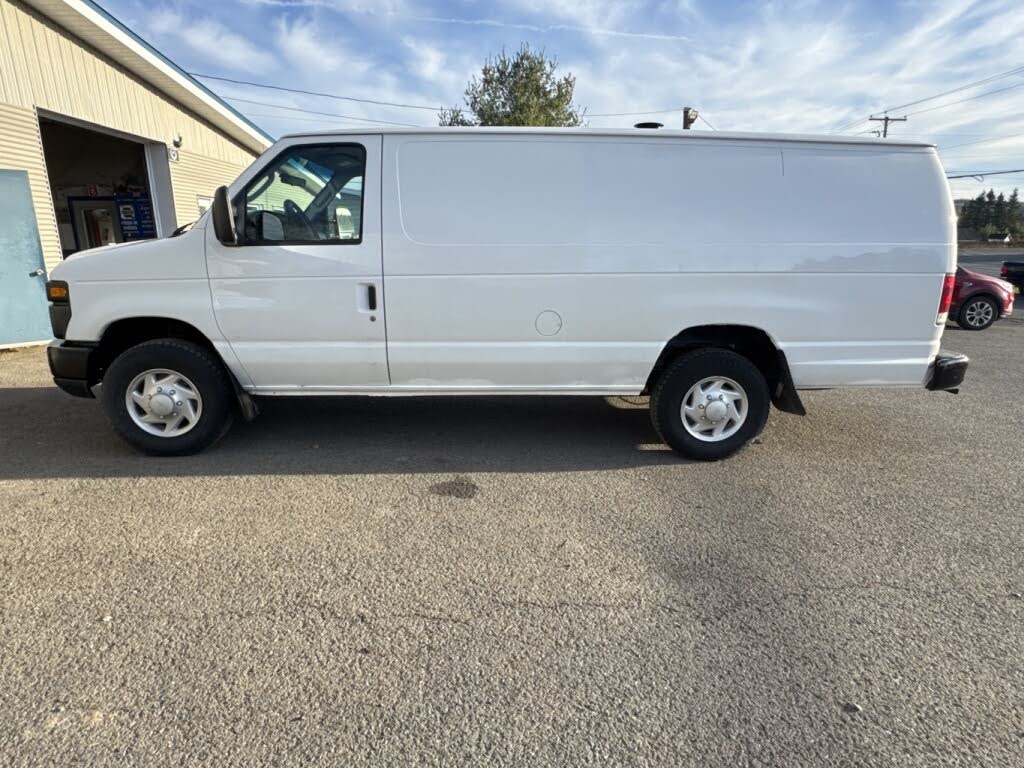 2008 Ford E-Series E-250 Extended Cargo Van