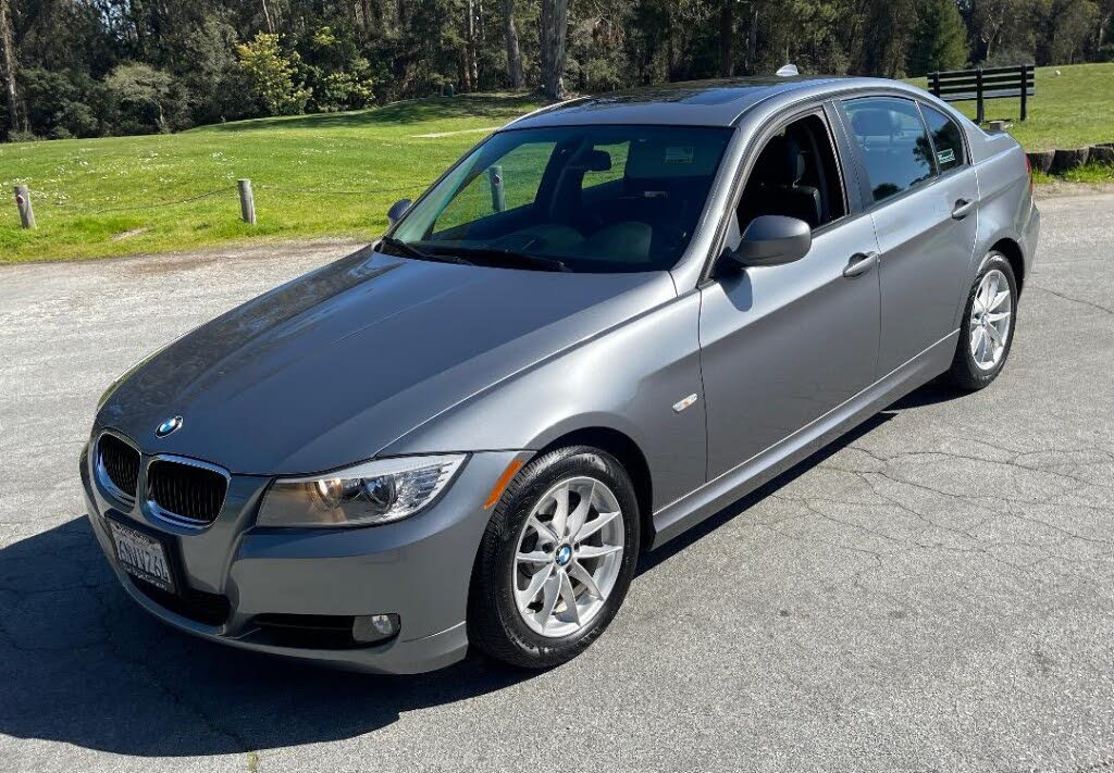 2010 BMW 3 Series 328i Sedan RWD