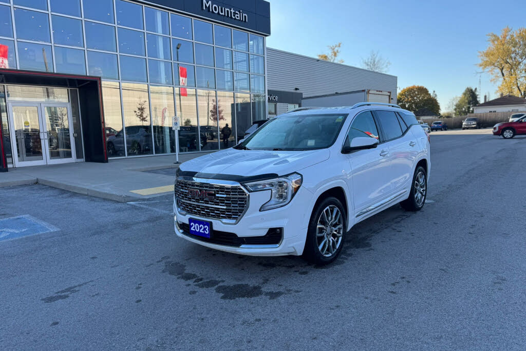 2023 GMC Terrain Denali AWD