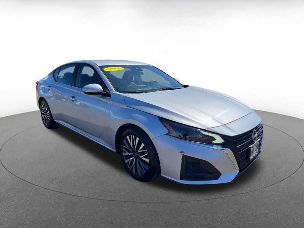 2023 Nissan Altima 2.5 SV FWD