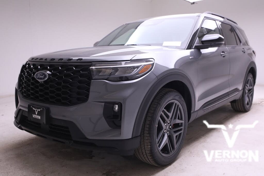 2025 Ford Explorer ST-Line AWD