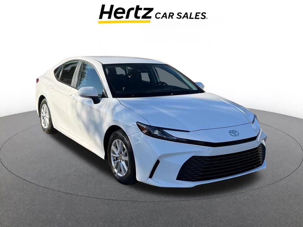 2025 Toyota Camry LE FWD