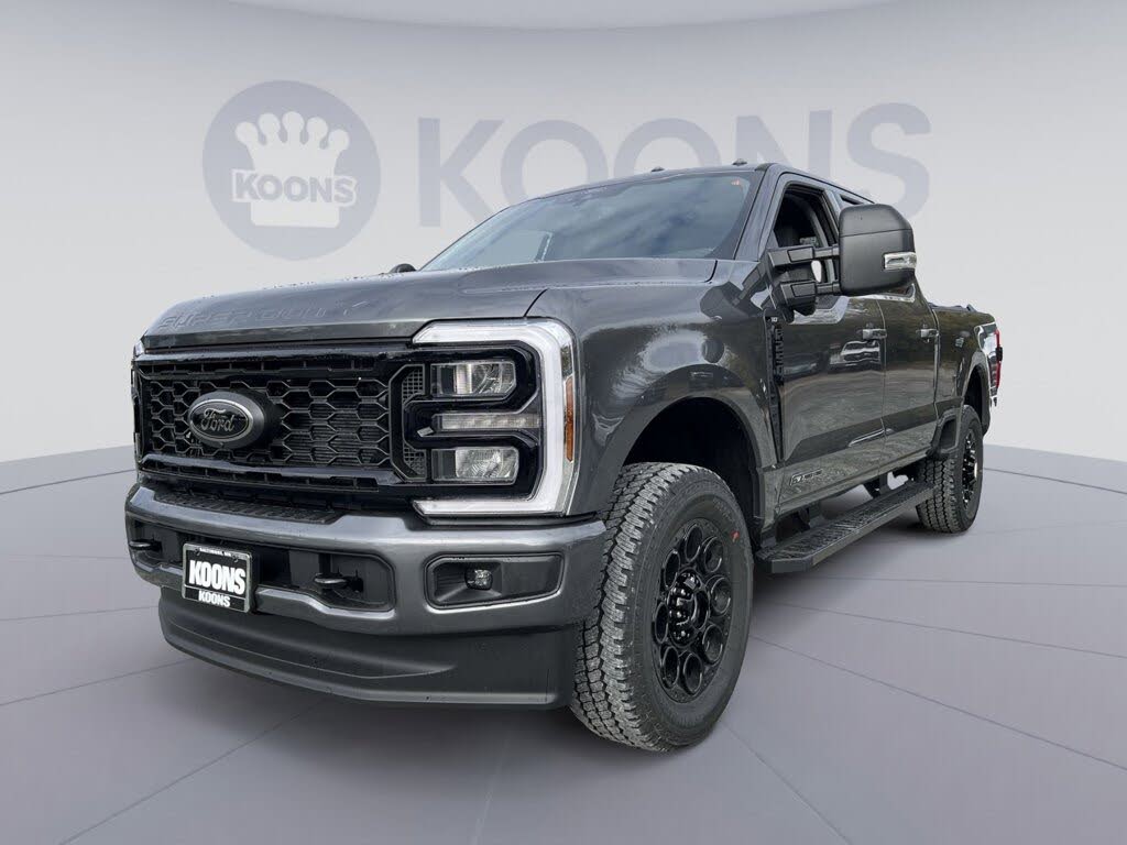 2026 Ford F-250 Super Duty XLT Crew Cab 4WD