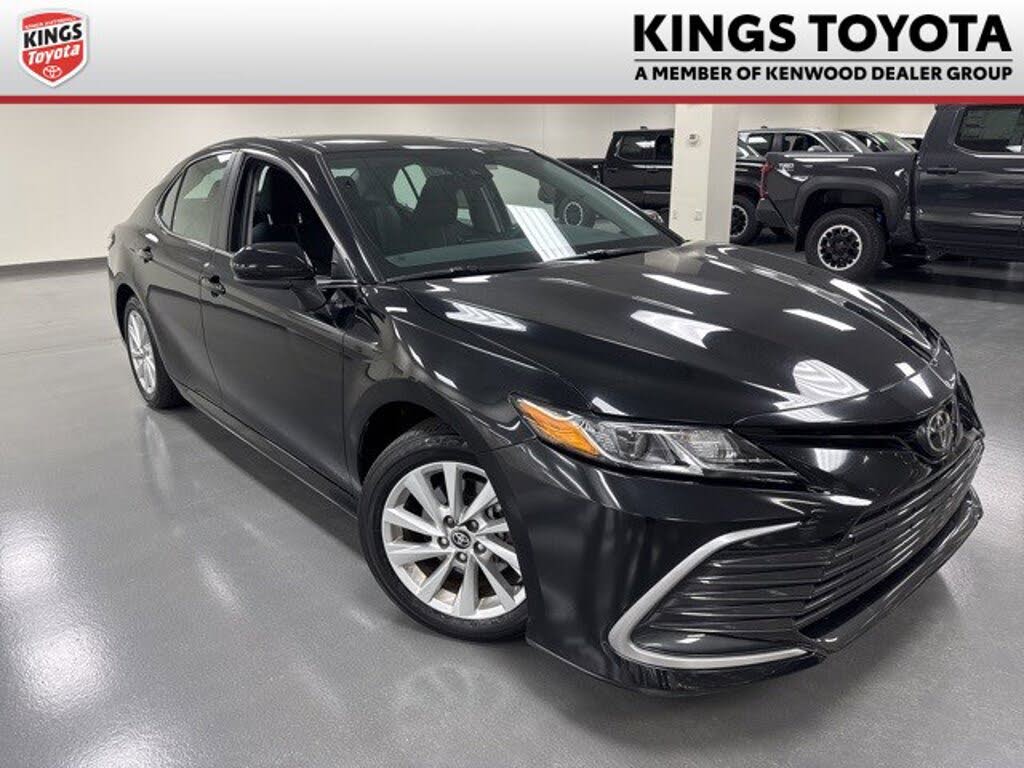 2024 Toyota Camry LE FWD