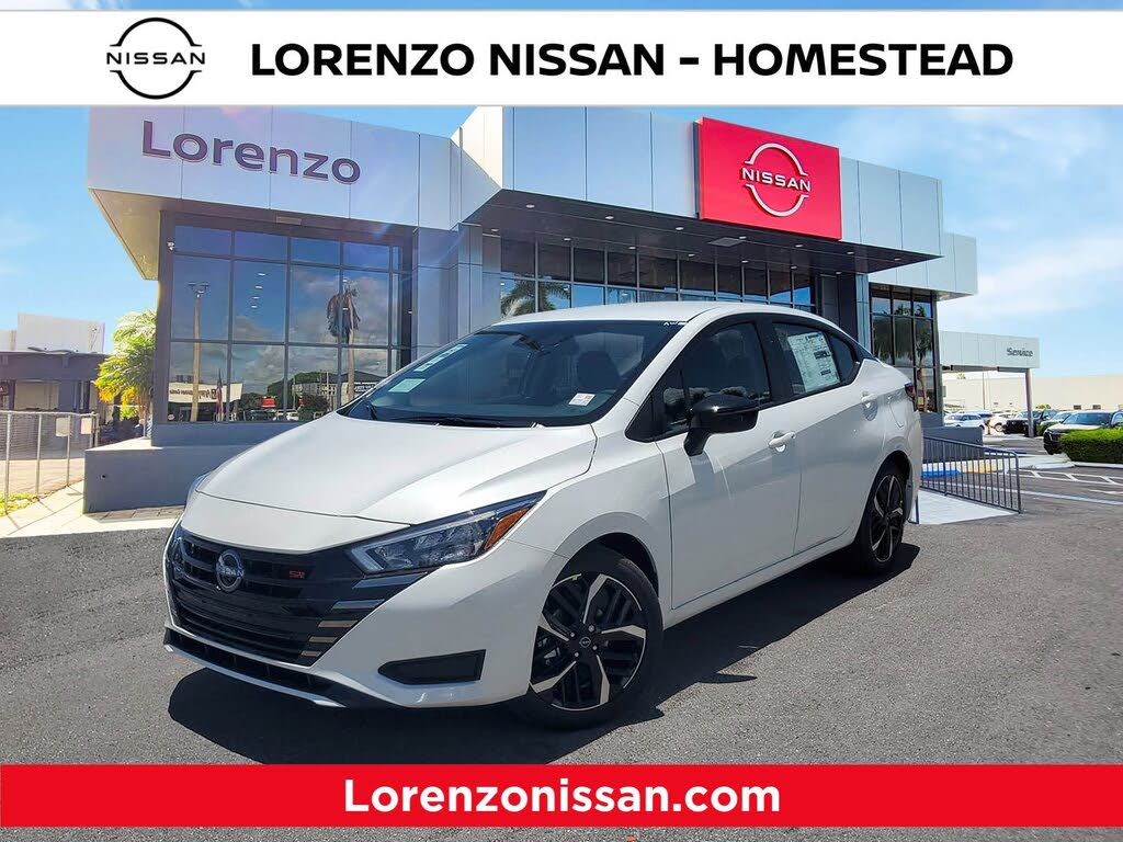 2025 Nissan Versa SR FWD