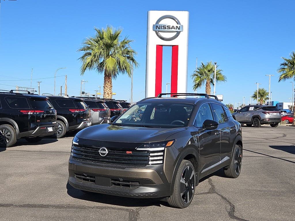 2026 Nissan Kicks SR FWD