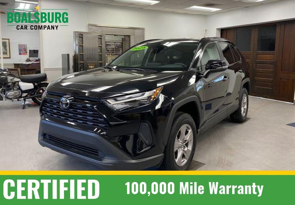 2025 Toyota RAV4 XLE AWD