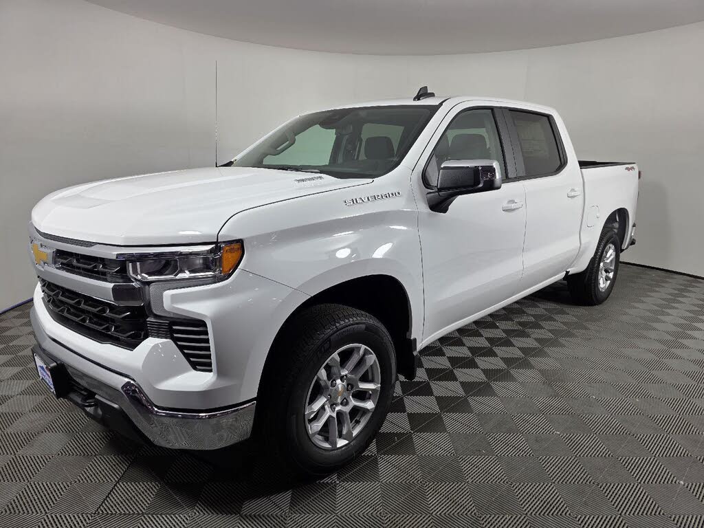 2026 Chevrolet Silverado 1500 LT Crew Cab 4WD