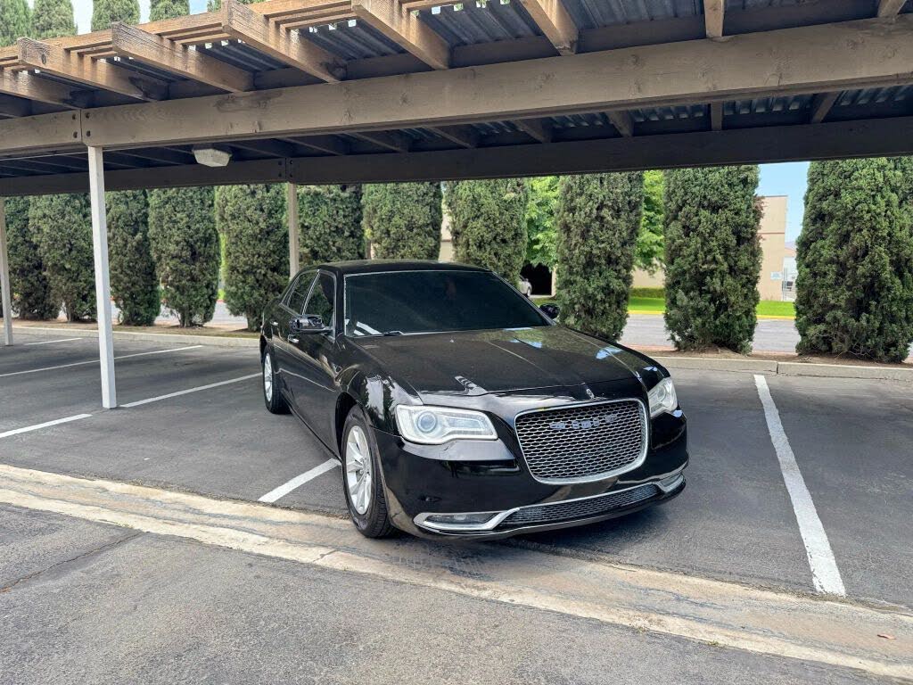 2016 Chrysler 300 C RWD