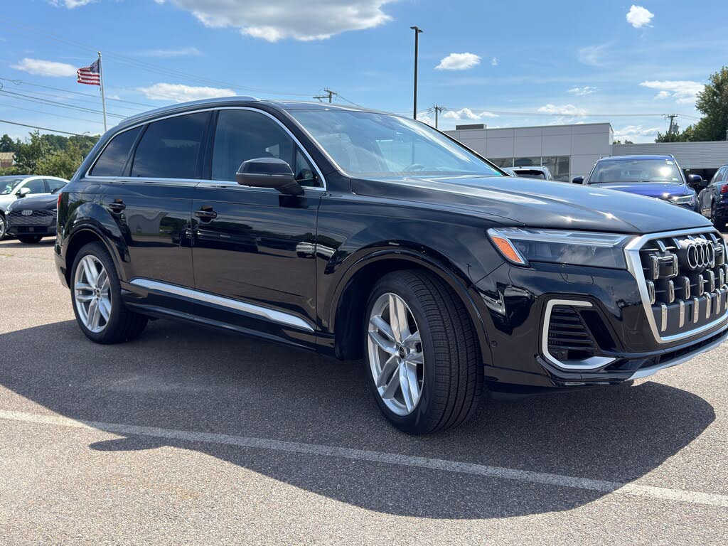2025 Audi Q7 quattro Premium Plus 55 TFSI