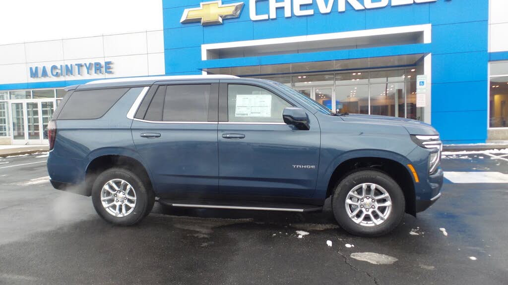 2025 Chevrolet Tahoe LS 4WD